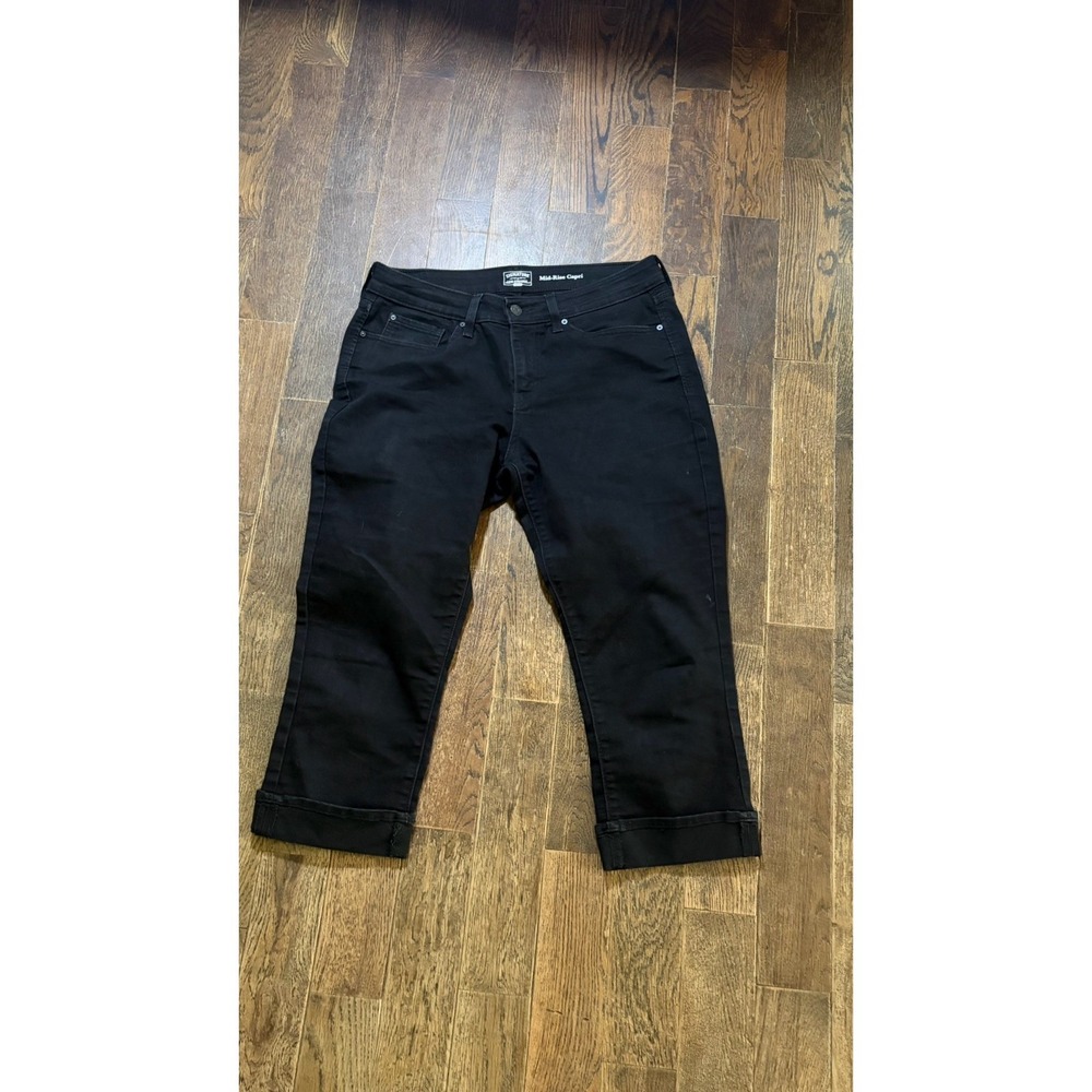 Signature Levi Strauss Gold Women's Mid-Rise Capri Jeans Black Size 10 W30